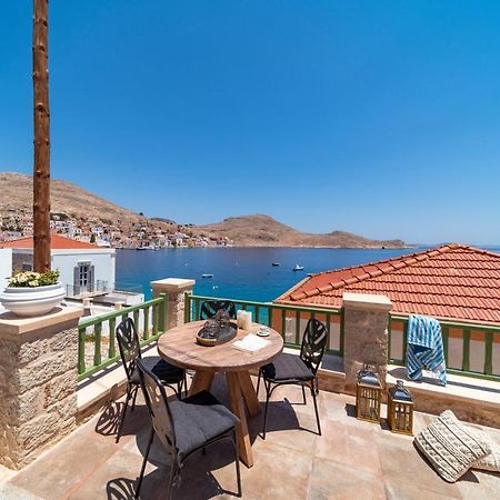 Muse Clio Villa Chalki Town Bagian luar foto