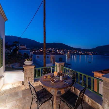 Muse Clio Villa Chalki Town Bagian luar foto
