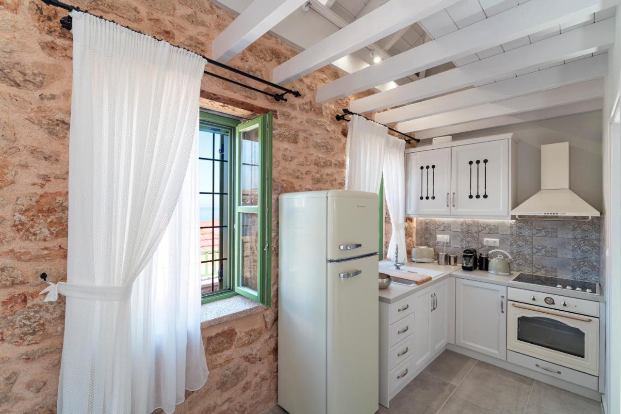 Muse Clio Villa Chalki Town Bagian luar foto